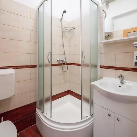 J.b. Beachfront Apartman *