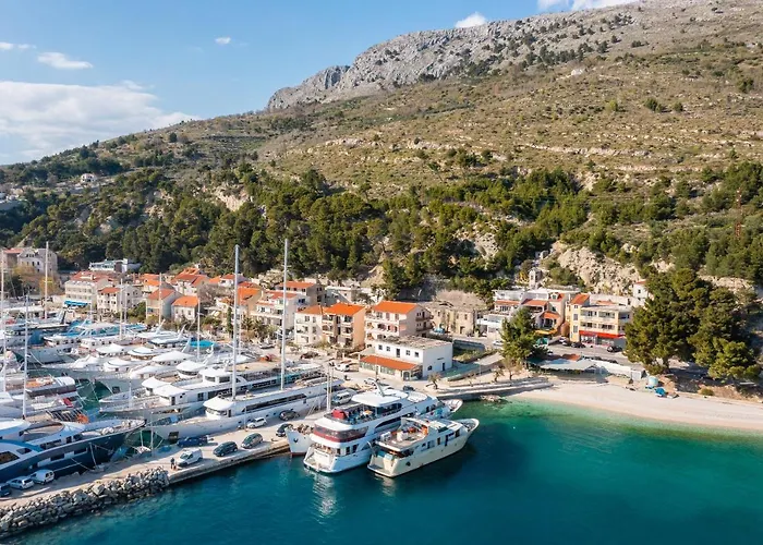J.b. Beachfront * Jesenice (Split-Dalmatia)