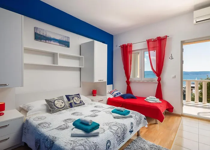 J.b. Beachfront * Jesenice (Split-Dalmatia)