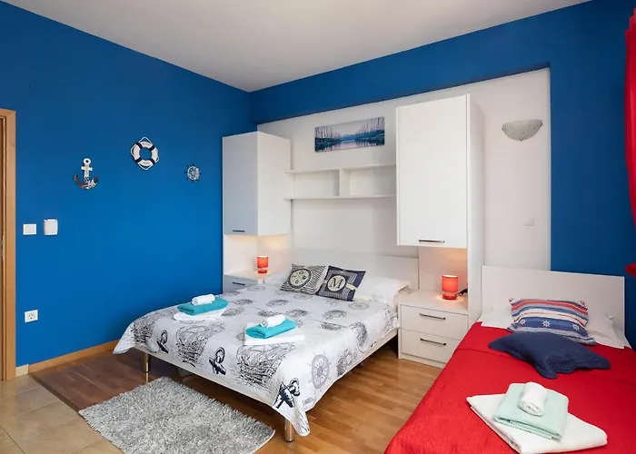 J.b. Beachfront Jesenice (Split-Dalmatia)