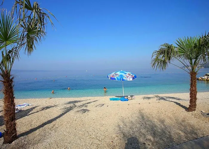 J.b. Beachfront * Jesenice (Split-Dalmatia)