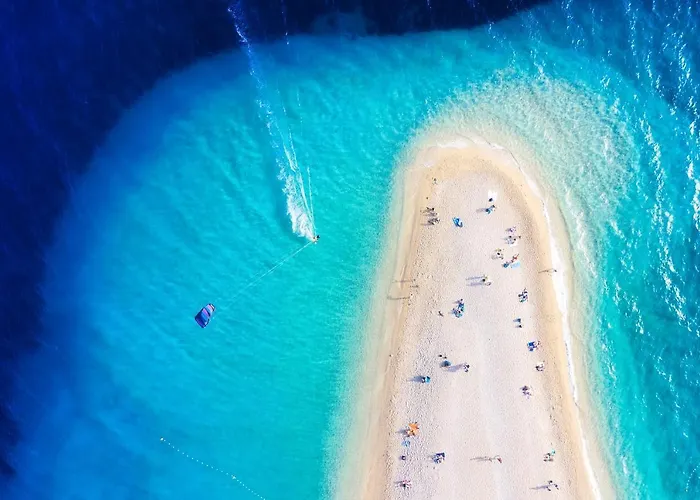 J.b. Beachfront * Jesenice (Split-Dalmatia)